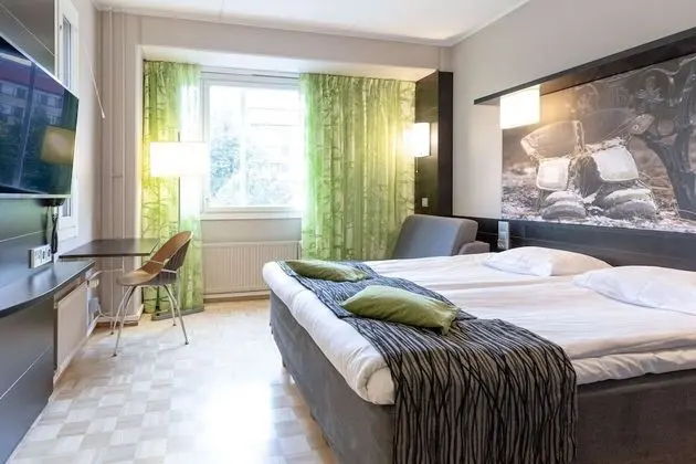 Tek Büyük Yataklı Oda