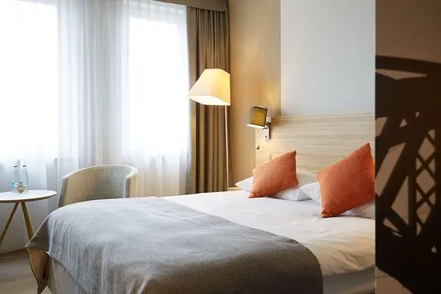 Standard Oda (Standard Plus)