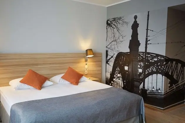 Standard Oda (Standard Plus)