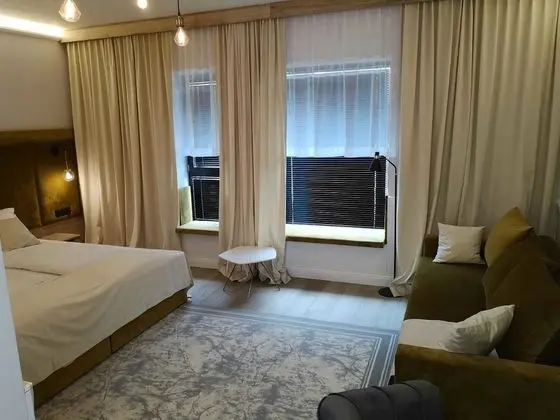 Deluxe Stüdyo Süit