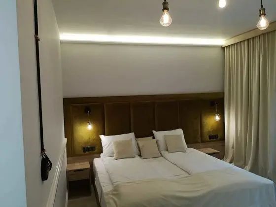 Deluxe Stüdyo Süit