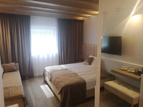 Deluxe Stüdyo Süit