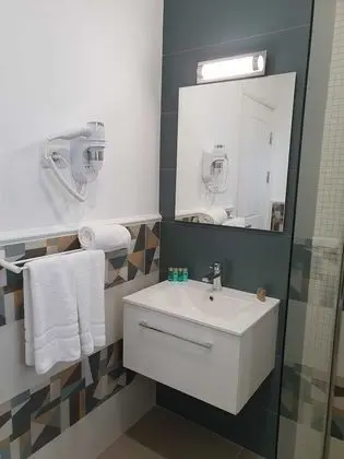 Basic Tek Büyük veya İki Ayrı Yataklı Oda, 1 Yatak Odası, Göl Manzaralı