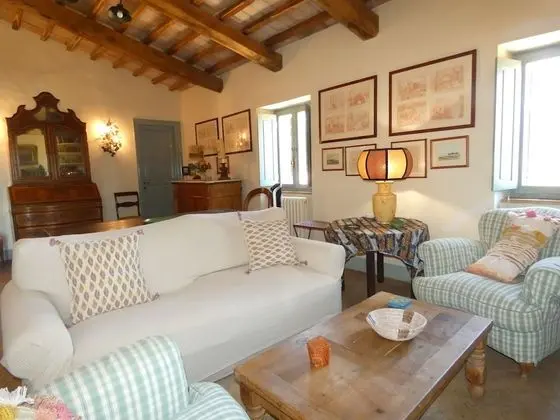 Villa, 5 Yatak Odası, Şömine