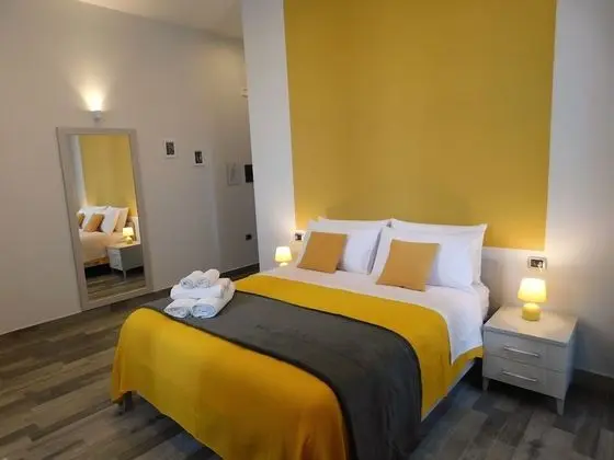 Deluxe Tek Büyük Yataklı Oda (Denari)