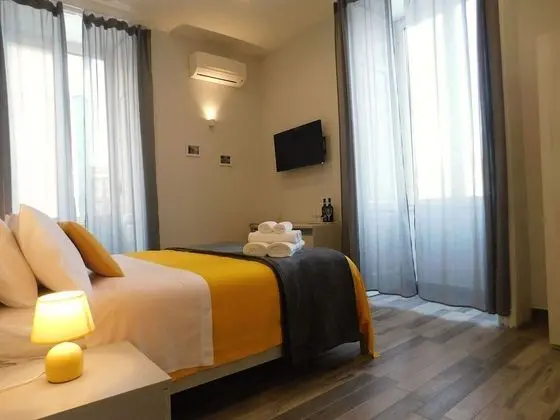 Deluxe Tek Büyük Yataklı Oda (Denari)