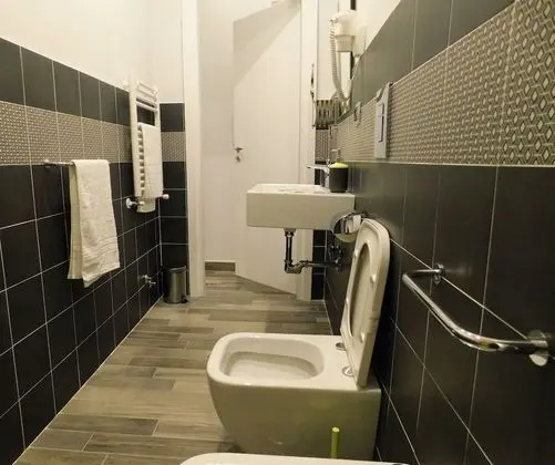 Deluxe Tek Büyük Yataklı Oda (Denari)