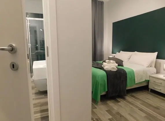 Standard Tek Büyük Yataklı Oda (Bastoni)