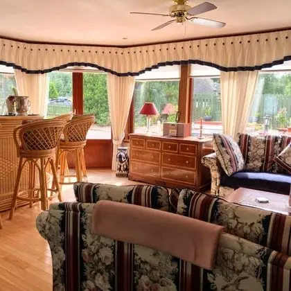 Bungalov, 6 Yatak Odası