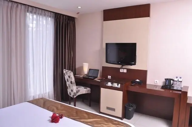 Deluxe Dört Kişilik Oda