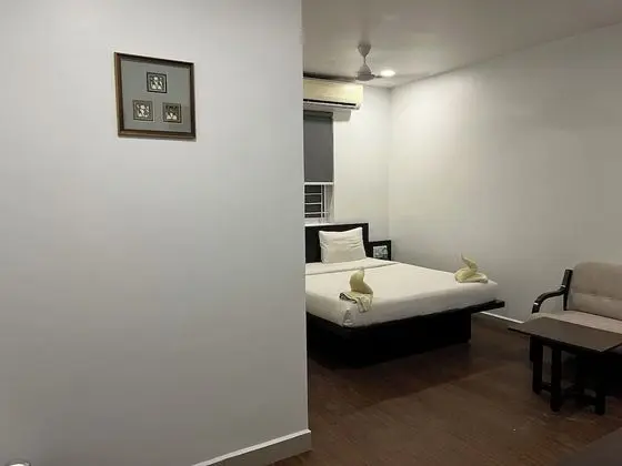 Premium Tek Büyük Yataklı Oda