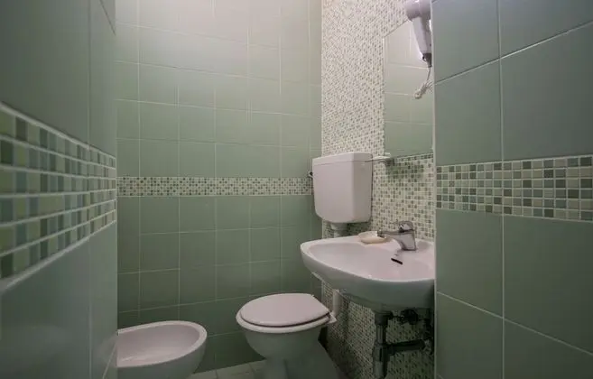 Standard Dört Kişilik Oda