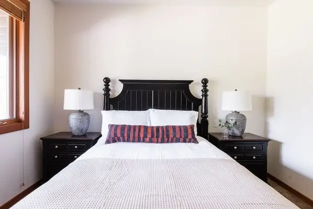 Ev (5 Bedrooms)
