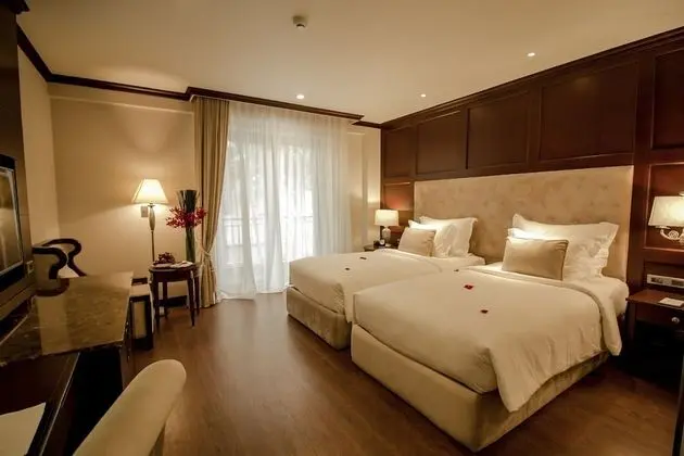 The Rhett room