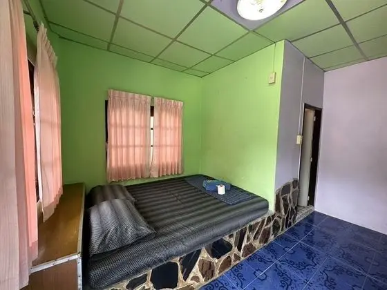 Basic Tek Büyük Yataklı Oda