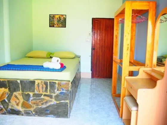 Basic Tek Büyük Yataklı Oda
