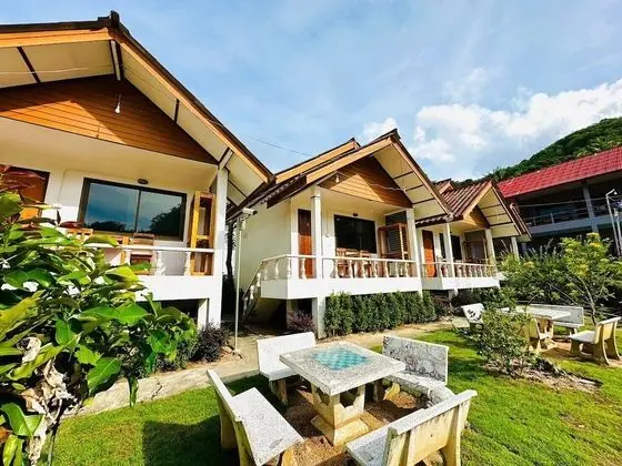 Deluxe Bungalow double bed