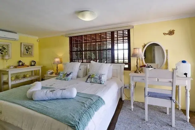 Luxury Tek Büyük Yataklı Oda (Uriel)
