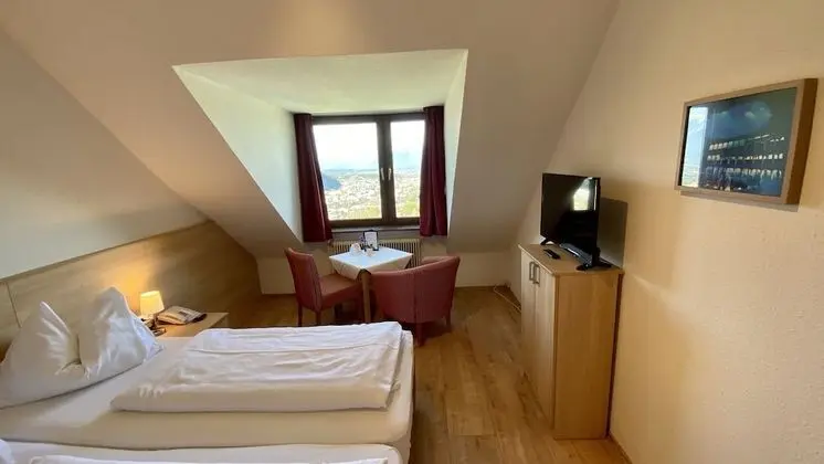 Tek Büyük Yataklı Oda, 1 En Büyük (King) Boy Yatak, Şehir Manzaralı