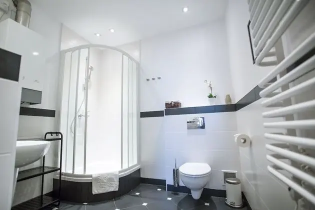 Design Stüdyo Süit, Küçük Mutfak, Avlu Manzaralı (A2)