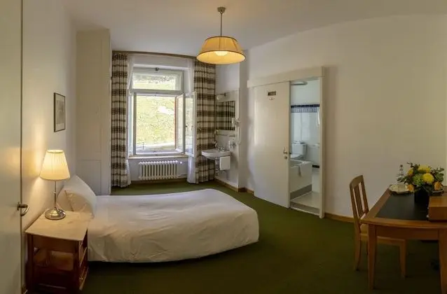 Tek Kişilik Oda, 1 Tek Kişilik Yatak