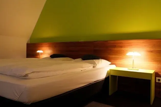 Economy Tek Büyük Yataklı Oda