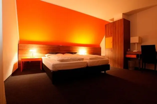 Economy Tek Büyük Yataklı Oda