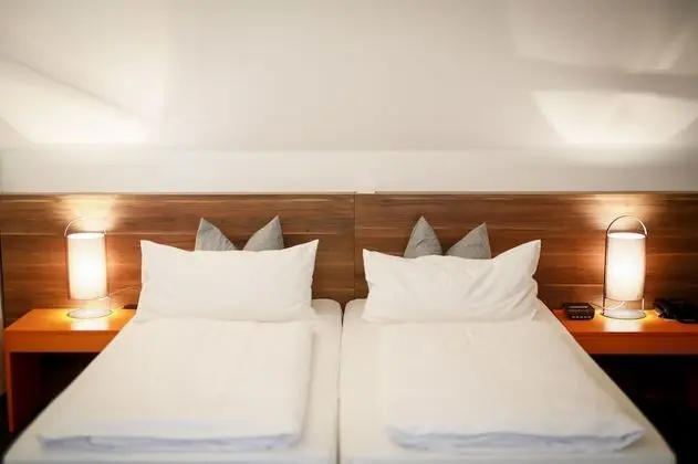 Economy Tek Büyük Yataklı Oda