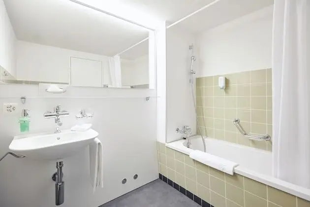 Classic Tek Büyük Yataklı Oda