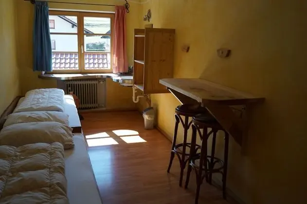 Dört Kişilik Oda, Ortak Banyo