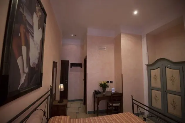 Standard Tek Büyük veya İki Ayrı Yataklı Oda