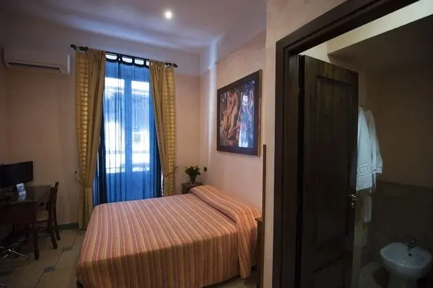 Standard Tek Büyük veya İki Ayrı Yataklı Oda