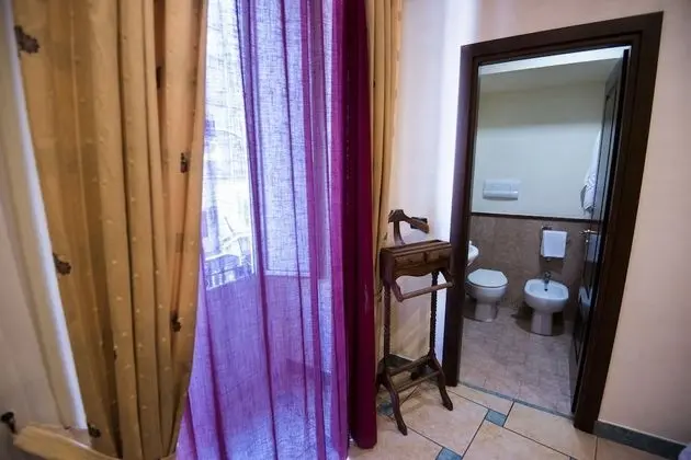 Standard Tek Büyük veya İki Ayrı Yataklı Oda