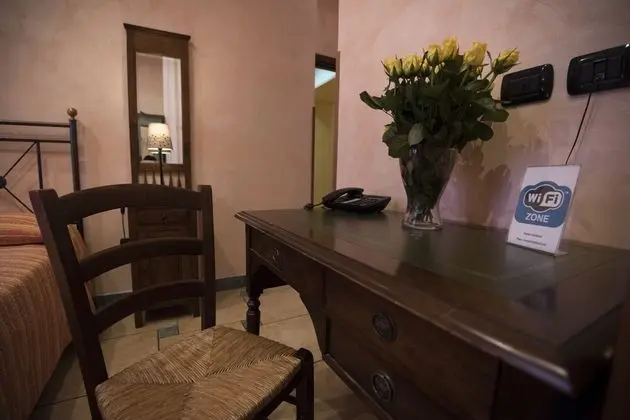 Standard Tek Büyük Yataklı Oda