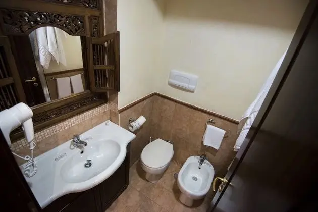 Standard Tek Büyük Yataklı Oda