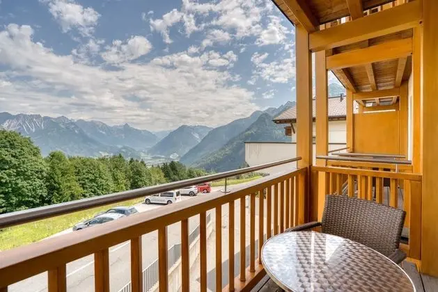 Comfort Tek Büyük Yataklı Oda, Balkon, Dağ Manzaralı