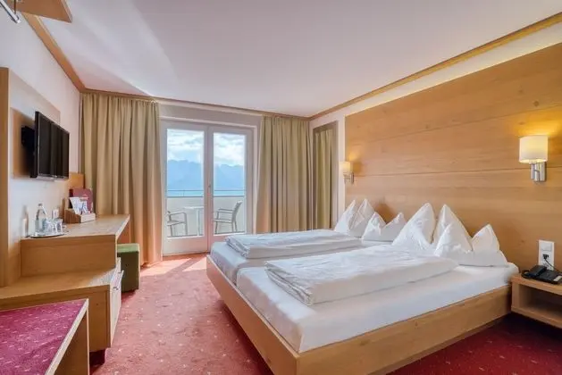 Standard Tek Büyük Yataklı Oda, Balkon, Dağ Manzaralı