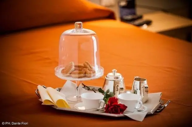 Büyük Yataklı Tek Kişilik Oda