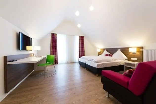 Comfort Tek Büyük Yataklı Oda