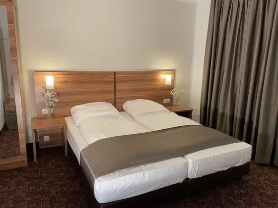 Family Üç Kişilik Oda