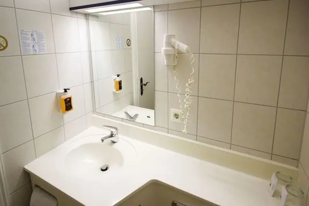 Classic Tek Büyük Yataklı Oda