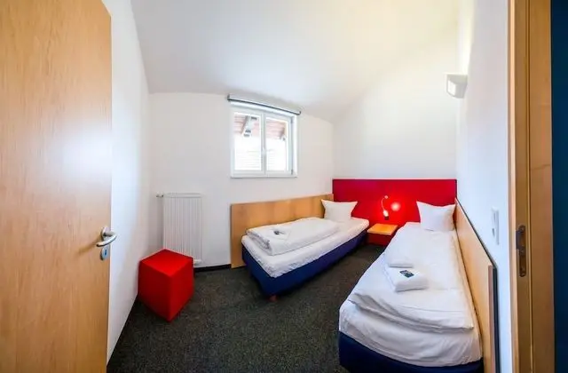 Standard Üç Kişilik Oda, 2 Yatak Odası