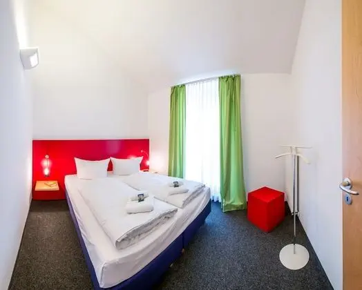 Standard Üç Kişilik Oda, 2 Yatak Odası