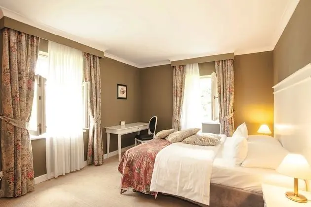 Tek Büyük Yataklı Oda