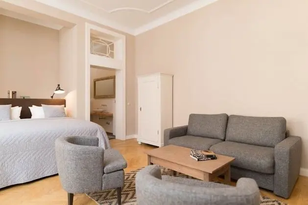 Apart Daire (Ground Floor - No. 2)