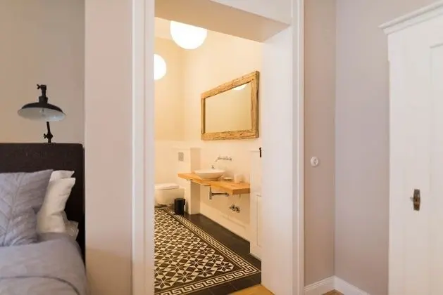 Apart Daire (Ground Floor - No. 2)