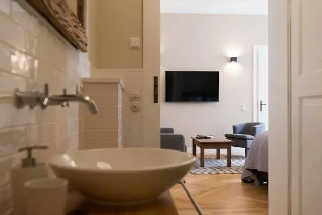 Apart Daire (Ground Floor - No. 2)