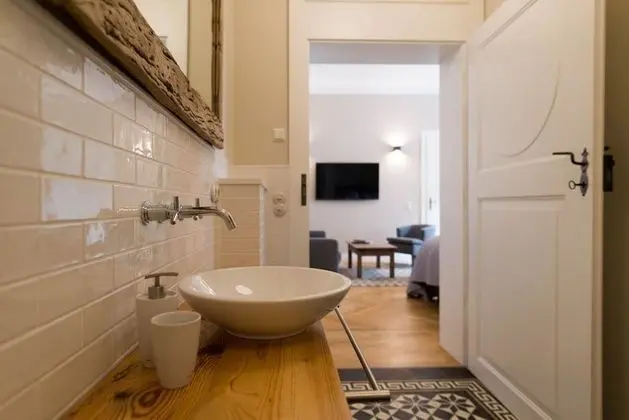 Apart Daire (Ground Floor - No. 2)