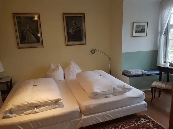 Tek Büyük Yataklı Oda, Banyolu/Duşlu