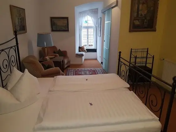 Tek Büyük Yataklı Oda, Banyolu/Duşlu
